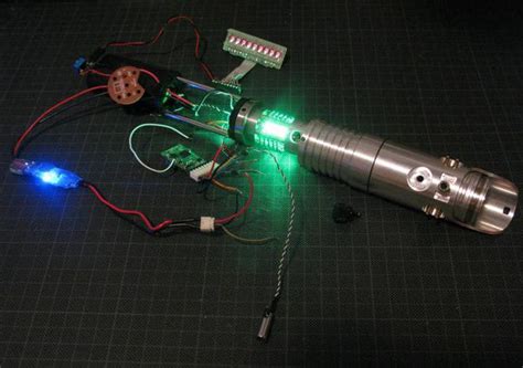 Terutama perjuangan untuk menemukan keberhargaan dirinya. Menyambung suis lampu dengan dua kekunci - 314167.info