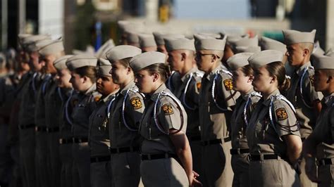 Aggie Cadets March In Downtown Fort Worth Fort Worth Star Telegram