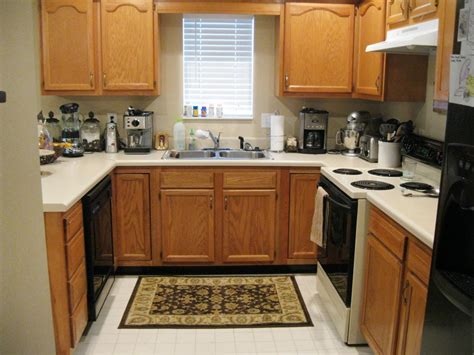 Online cabinet direct will design your kitchen for you utilizing our advanced kitchen design software. Repainting Kitchen Cabinets: Pictures & Ideas From HGTV | HGTV