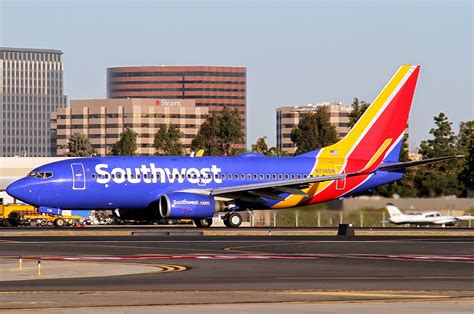 Aero Pacific Flightlines Southwest Airlines 737 7h4 N708sw