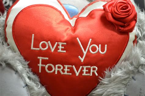 35 Best Love Message To Express