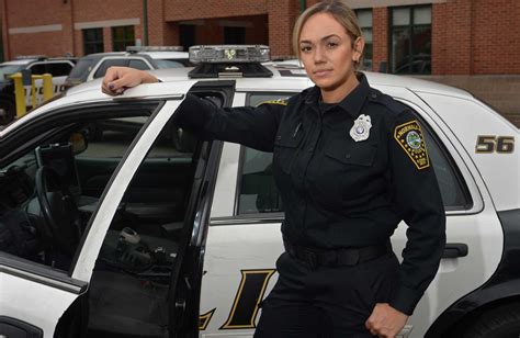 Norwalk Police Hire First Hispanic Female Officer In Decades The Hour