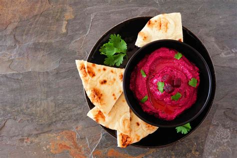 A Guide To 15 Middle Eastern Dips