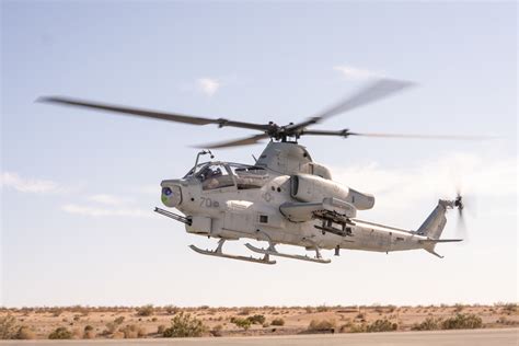 Potd Us Marine Ah 1w Super Cobra Attack Helicopter The Firearm Blog