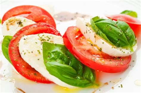 Insalata Caprese Tomato Basil And Mozzarella Salad Campania Wines