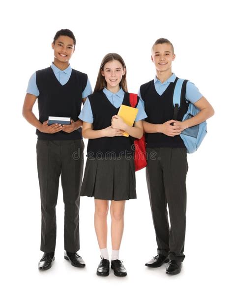 Ganzaufnahme Von Jugendlichen In Der Schuluniform Stockbild Bild Von Getrennt Schulmädchen