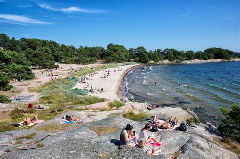 A Day Trip To Sandhamn Sweden Earth Trekkers
