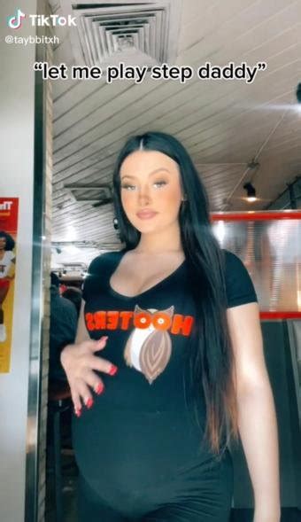 exclusive having a giant belly always helps pregnant hooters waitress says she gets extra