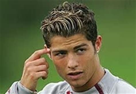 Wenn euch das video gefällt, lasst einen daumen nach oben da und abonniert. Cristiano Ronaldo hair | Cristiano Ronaldo info