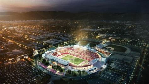 Fresno State Putting Off Bulldog Stadium Renovation Football Stadium