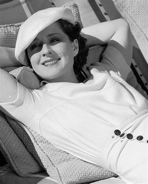 Myrnaloy Norma Shearer Lounging In The Sun Photographed By Clarence