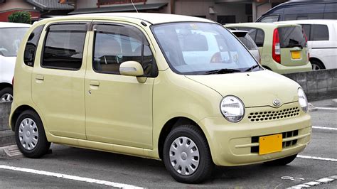 Daihatsu Move Latte Microvan Outstanding Cars