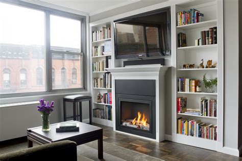A 50.000 btu appliance, in its turn, will make use of approximately one gallon of fuel for every hour the fireplace is in use. Comparing Types of Fireplaces