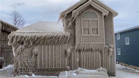 Houses Get Covered In Ice Off Lake Erie The Weather Channel