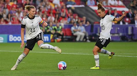 Deutschland gewinnt Viertelfinale gegen Österreich DFB Deutscher
