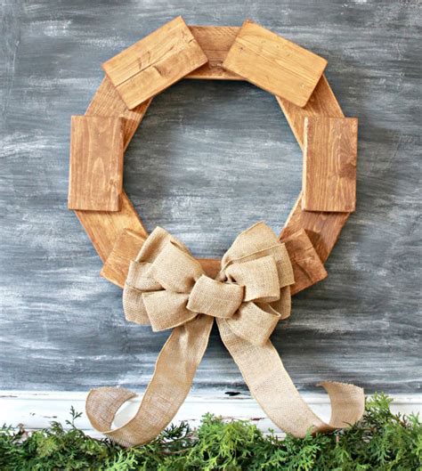 25 Christmas Wreath Ideas You Can Make Rustic Crafts And Diy