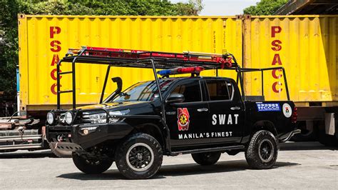 These Toyota Hilux Were Coverted To Manila Swats New Urban Assault