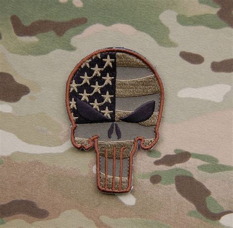 Punisher Skull Usa Waving Flag Us Army Woodland Tactical Morale Velcro