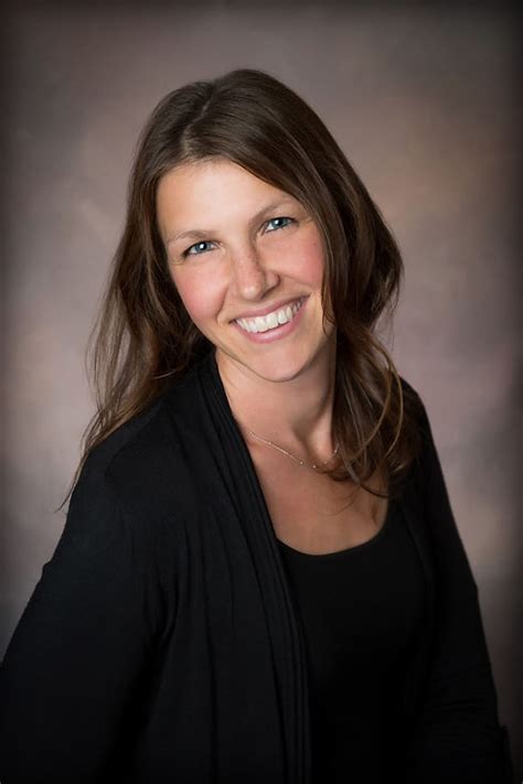 Erin Opitz Pta Schubbe Resch Chiropractic And Physical Therapy Of