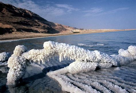 Mystery Of Bizarre Salt Crystals In The Dead Sea Could Finally Be