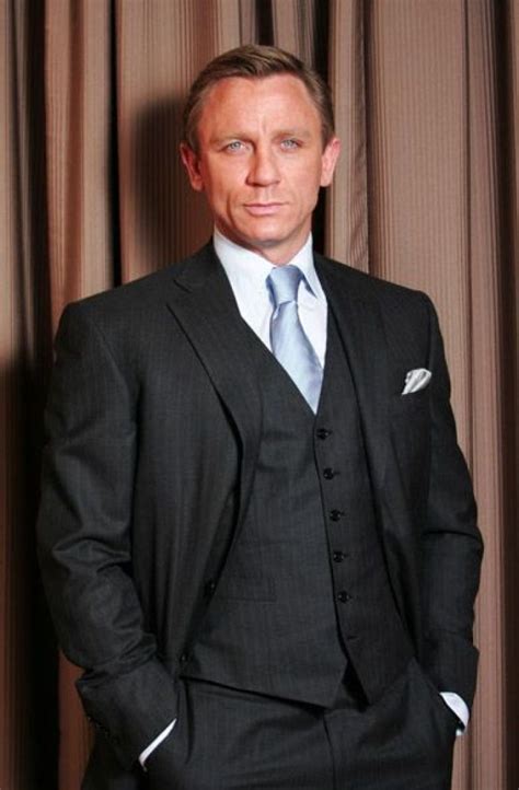 Daniel Craig James Bond Well Dressed Men Daniel Craig Hunter Dress