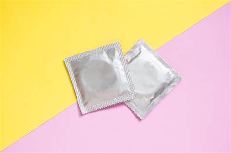 Preservativo Como Quando E Porque Deve Continuar A Usar
