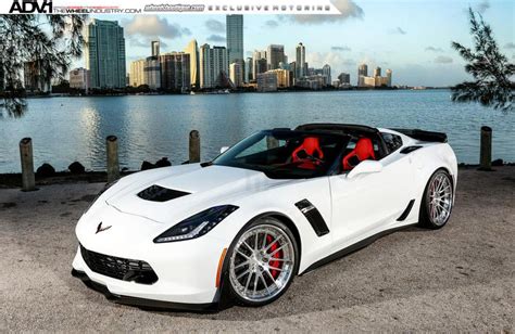 Pics Shock And Awe Arctic White Corvette Z06 On Polished Aluminum