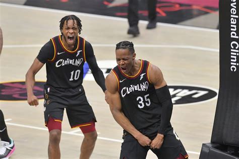 cleveland cavaliers notebook isaac okoro and darius garland deserve hype fear the sword