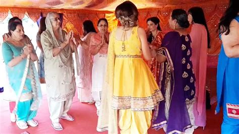 Best Punjabi Gidha Of 2021 Indian Punjabi Wedding Gidha Boliyan Sangeet Giddha Preetys