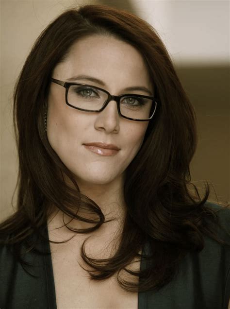 S E Cupp Celebrity Biography Zodiac Sign And Famous Quotes