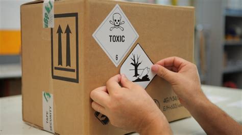 Hazardous Packaging Services Hazardous Material Packing खतरनाक
