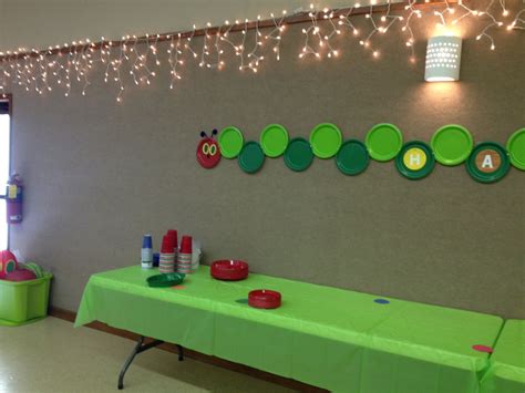 Yes, it's been done before, but it's one of those memorable activities (and keepsakes) that every kid loves. the very hungry caterpillar decorations - Google Search | Very hungry caterpillar, Hungry ...