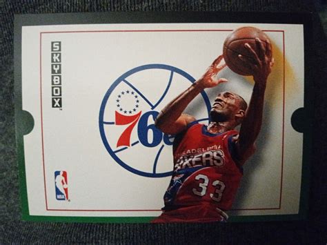 Philadelphia 76ers Eastern Conference 1992 Skybox Basketball Card 301