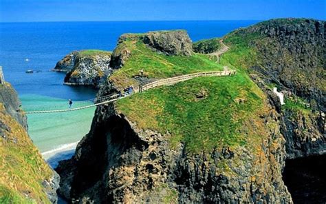 Northern Irelands Causeway Coastal Route