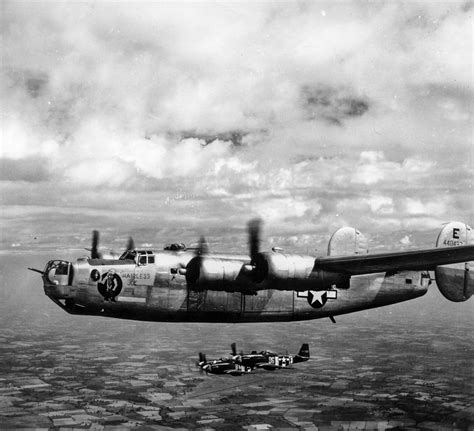 Consolidated B 24 Liberator Pictures Wings Tracks Guns