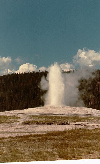 Old Faithful Geyser In Yellowstone National Park Wyoming Pics4learning