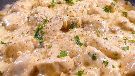 Es una receta muy fácil y que encantará a todo el mundo. PECHUGAS DE POLLO EN SALSA DE QUESO - recetas de cocina ...