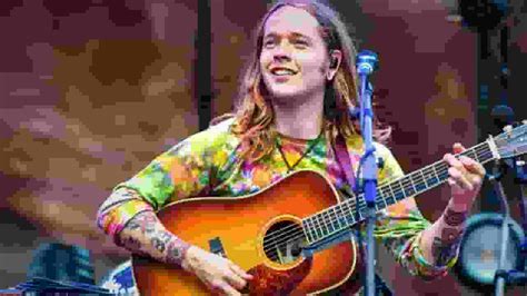 Who Is Billy Strings Wife Billy Strings Engaged To Ally Dale Texas