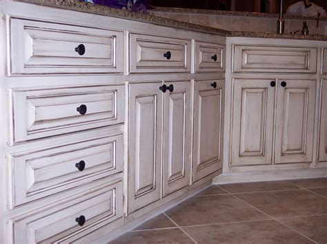 My cabinets are stock cabinets in white. The ragged wren : How To: Paint Cabinets (Secrets From A ...