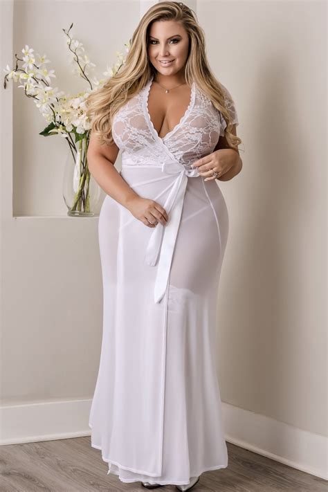 Pin On Plus Size Gown
