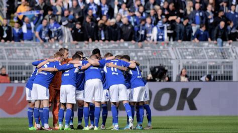Schalke Doku Zurück zum Wir eine Rezension