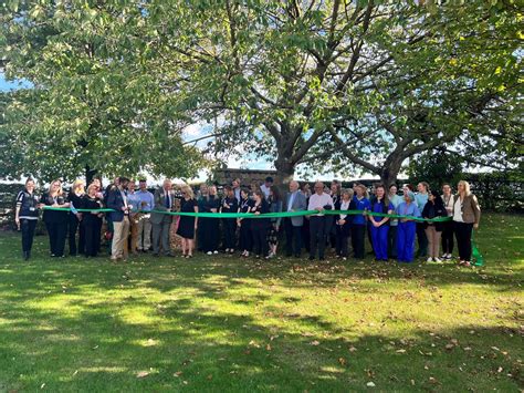 Hertfordshire animal hospital smashes 2023 pledge commitment