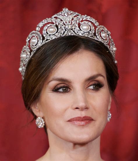 Queen Letizia Finally Dons The Cartier Tiara And Premiers Spanish