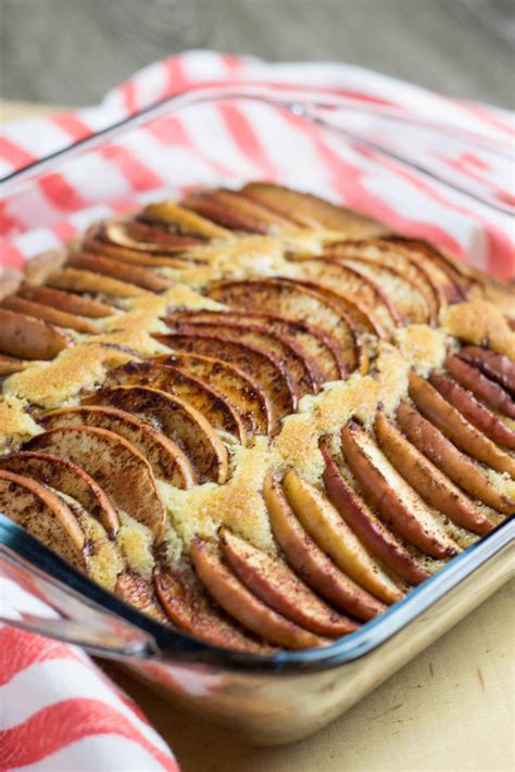 Finally, after all these years, i've come up with a solution for people who can't decide whether to make an apple crumble or coffee cake. Apple Cinnamon Coffee Cake | Recipe | Recipes, Coffee cake ...