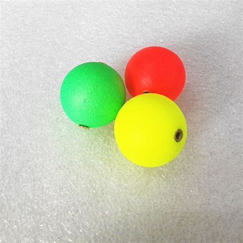 10pcs 15mm Fishing Floats Bobber Ball Beads Foam Strike Indicators