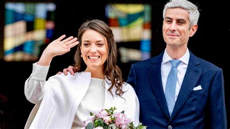Princess Alexandras Civil Wedding At Luxembourg City Hall A Royal