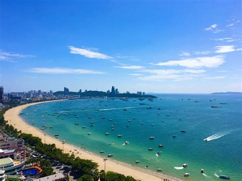 Pattaya Beach: Banana Boat Adventure - Klook