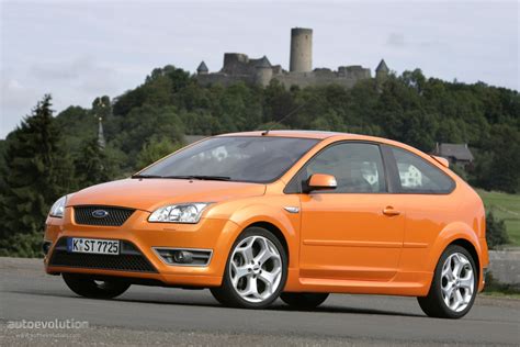 Ford Focus St 3 Doors Specs And Photos 2004 2005 2006 2007 2008