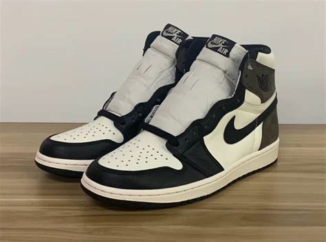 Air Jordan 1 Dark Mocha 555088 105 2020 Release Date Info Sneakerfiles