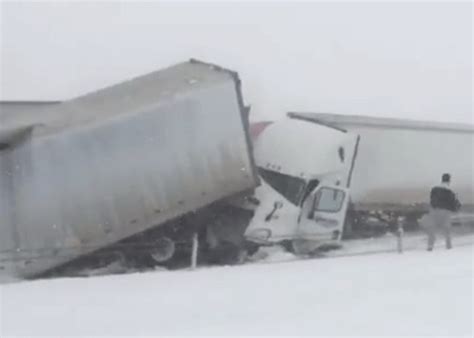 Over 60 Vehicles Involved In Massive Pile Up In Cheyenne 150 Miles Of
